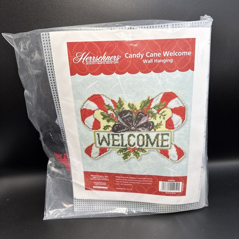 Herrschners Plastic Canvas Candy Cane Welcome Wall Hanging 18 X 12" New‎